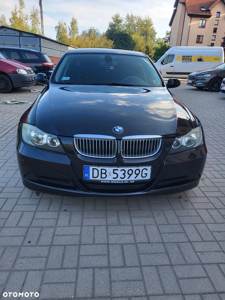 BMW Seria 3 318i - 2
