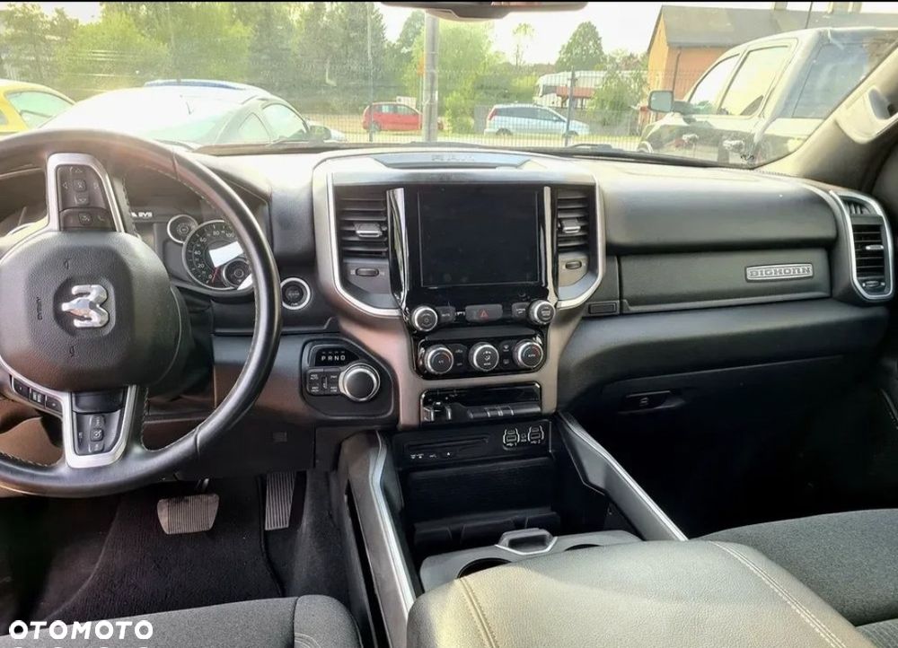 RAM 1500 - 11