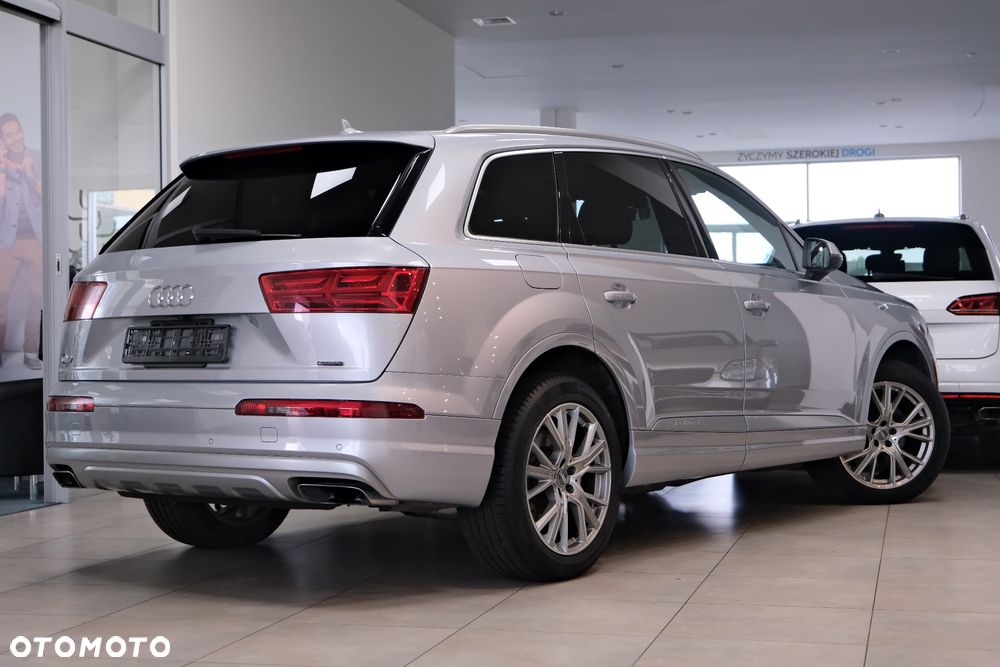 Audi Q7 - 8