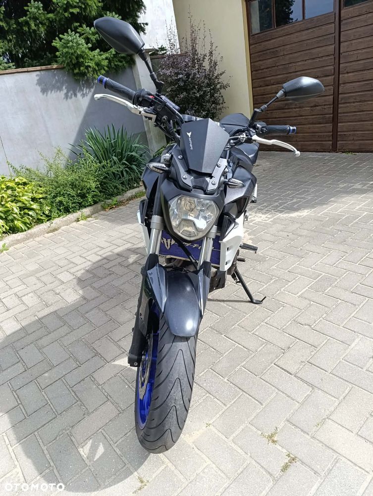 Yamaha MT - 7