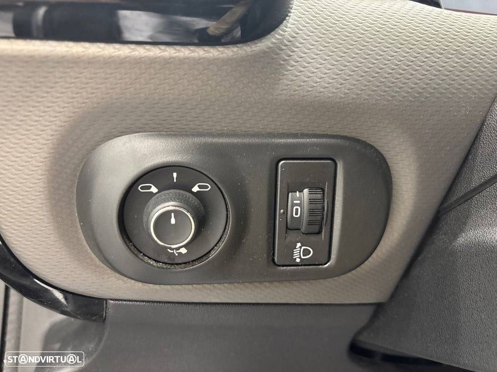 Citroën C4 Cactus 1.2 PureTech Shine - 19