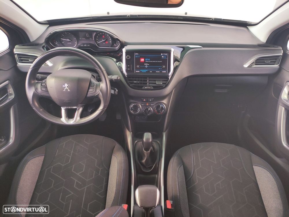 Peugeot 2008 1.2 PureTech Style - 3