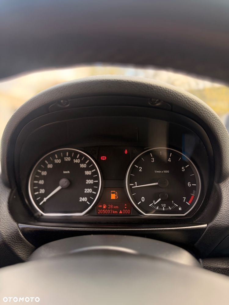 BMW Seria 1 116i - 15