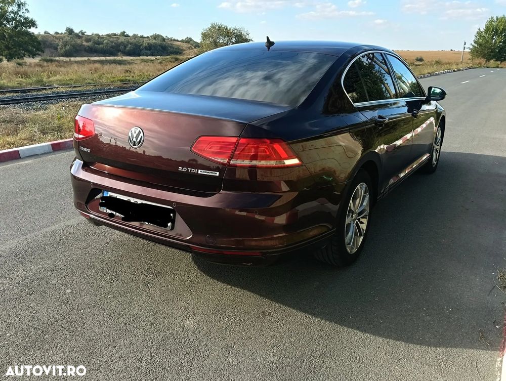 Volkswagen Passat 2.0 TDI (BlueMotion Technology) Highline - 4