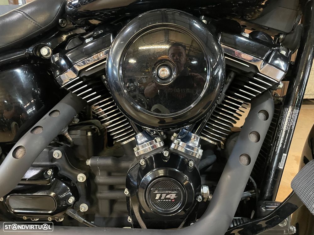 Harley-Davidson Softail FLHCS Heritage Classic 114 - 12
