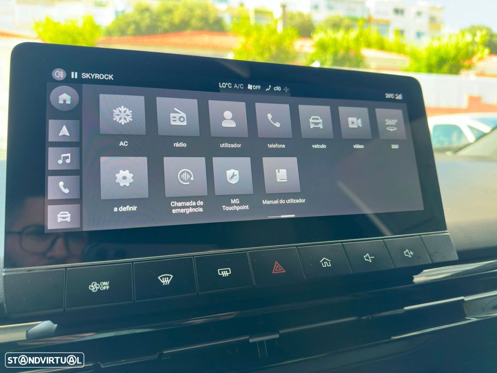 MG MG4 77 kWh Extended Range Luxury - 23