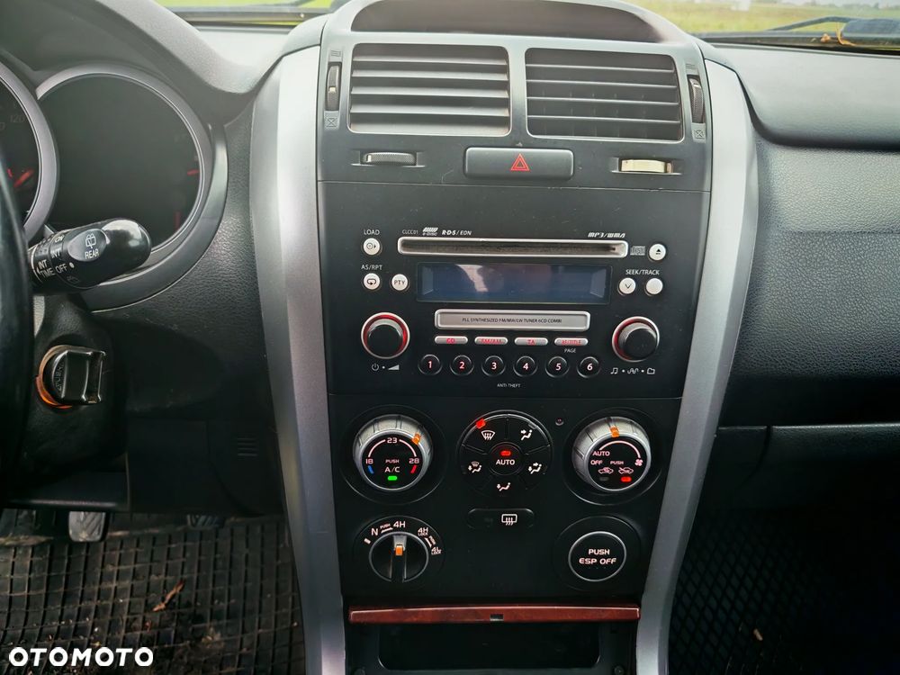 Suzuki Grand Vitara 1.9 DDiS - 16