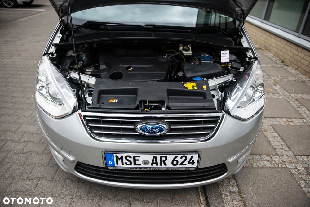 Ford Galaxy 2.0 TDCi Ghia - 37