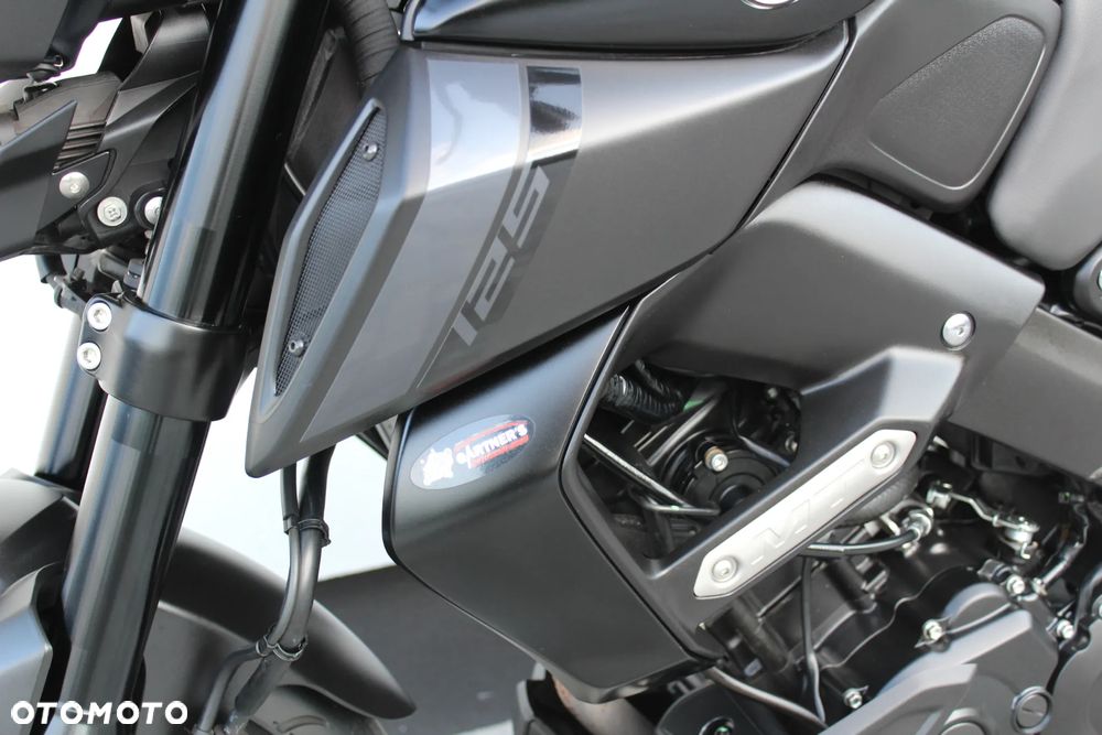 Yamaha MT - 12