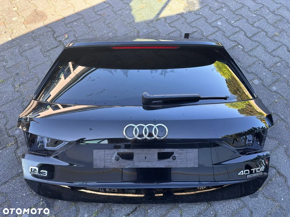 Klapa bagażnika tylna Audi Q3 83A