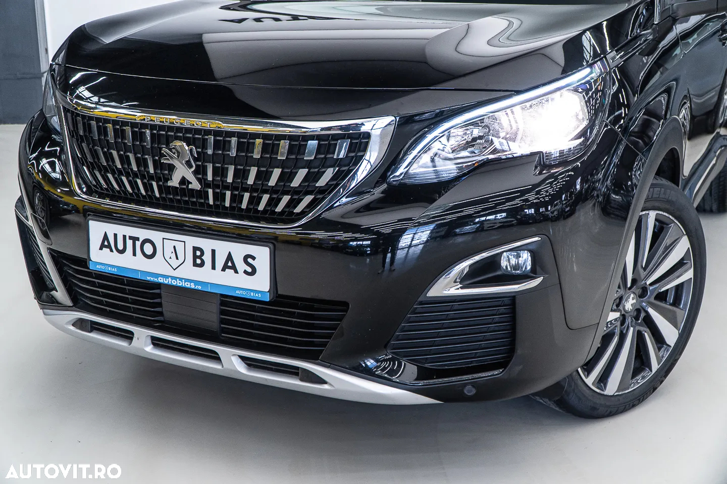 Peugeot 3008 1.2 PureTech 130 EAT8 Allure Pack - 11