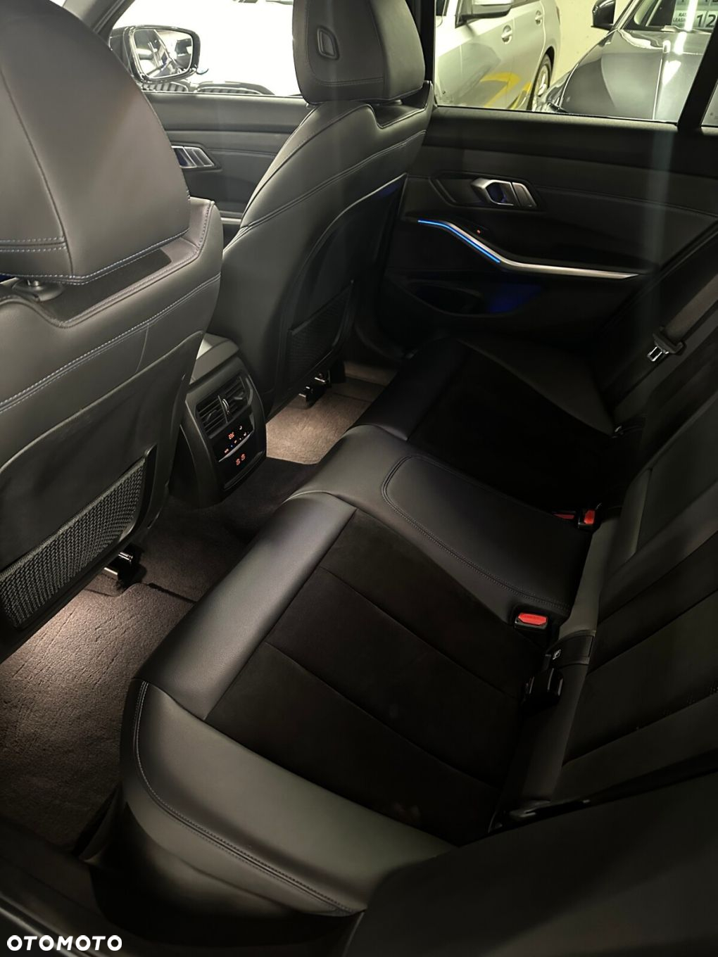 BMW Seria 3 - 36