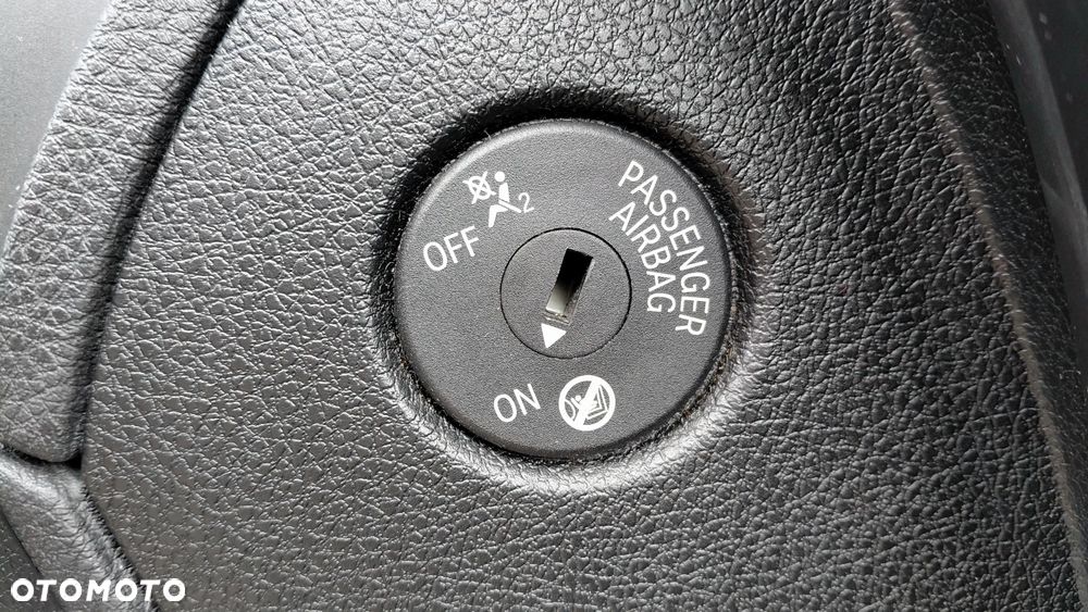 BMW Seria 1 118i Sport Line - 29