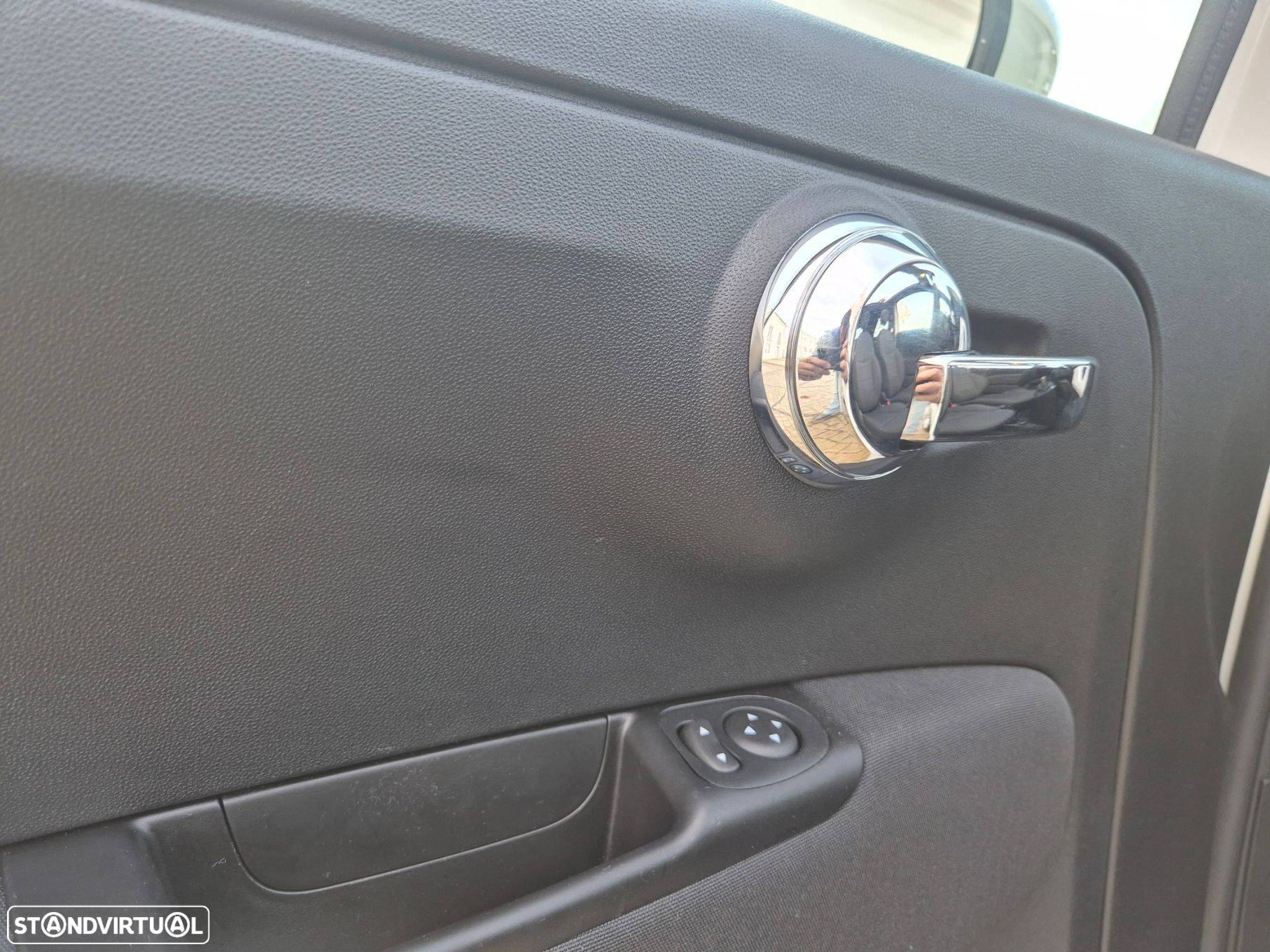 Fiat 500C 1.0 Hybrid - 31