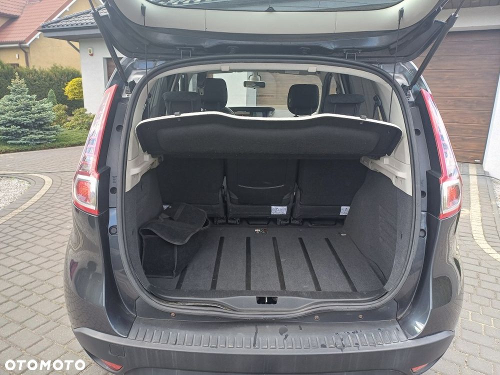 Renault Scenic 1.6 16V 110 TomTom Edition - 12