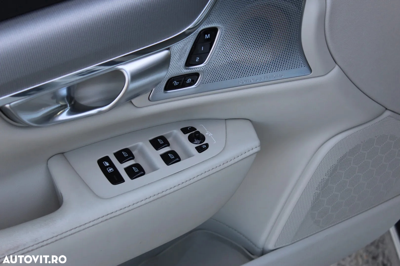 Volvo S90 D5 AWD Inscription - 23