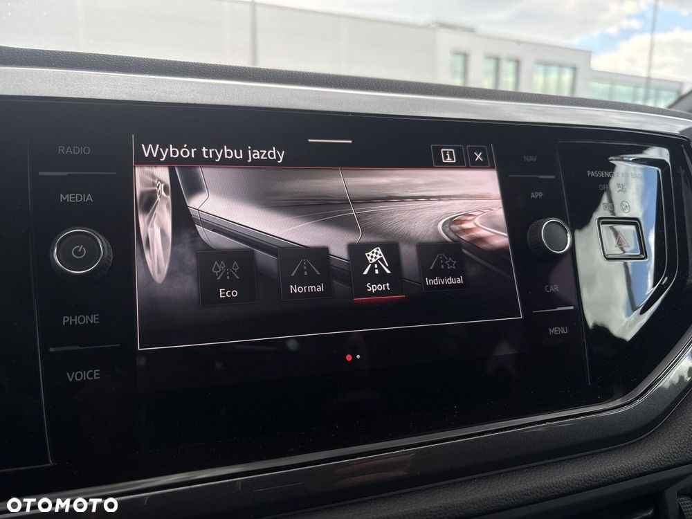 Volkswagen Polo 2.0 TSI GTI DSG - 32