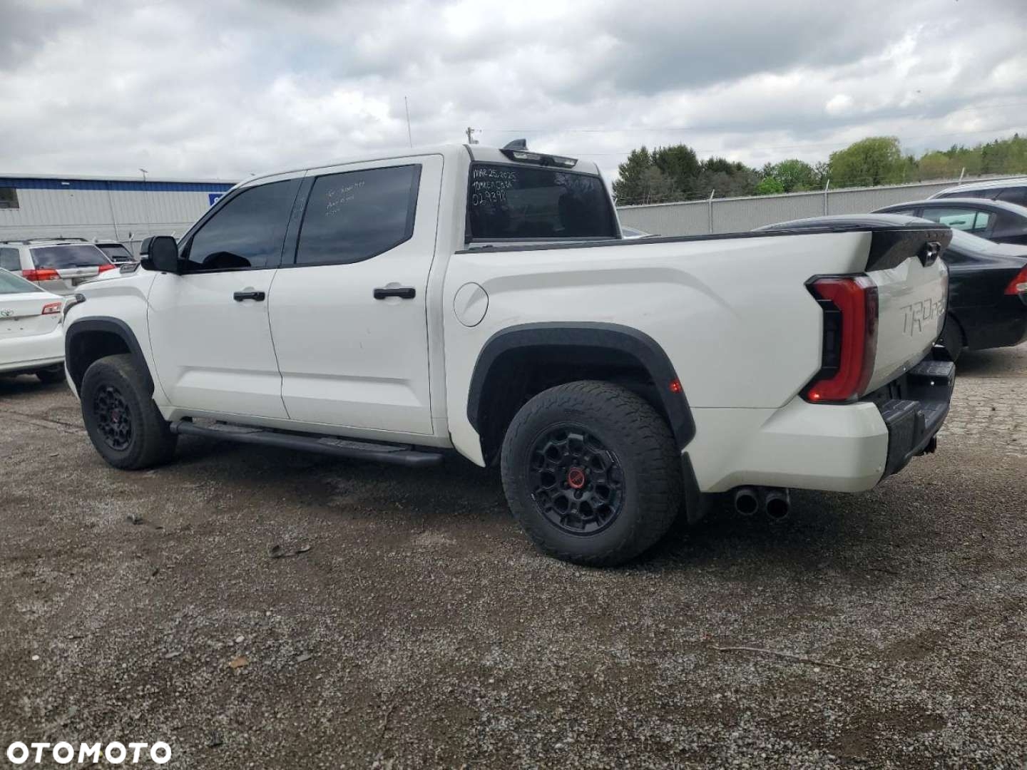 Toyota Tundra - 11