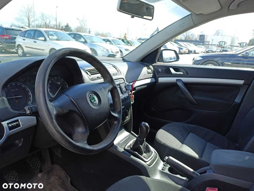 Skoda Octavia - 7