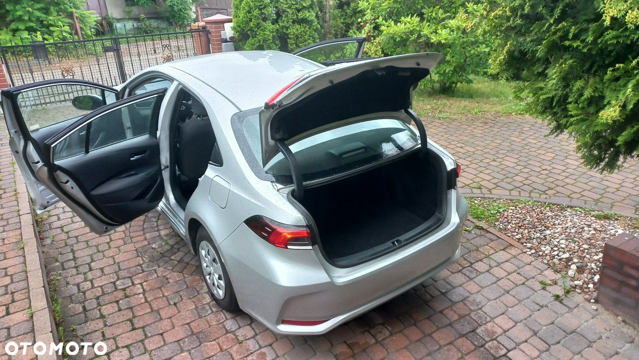 Toyota Corolla - 19