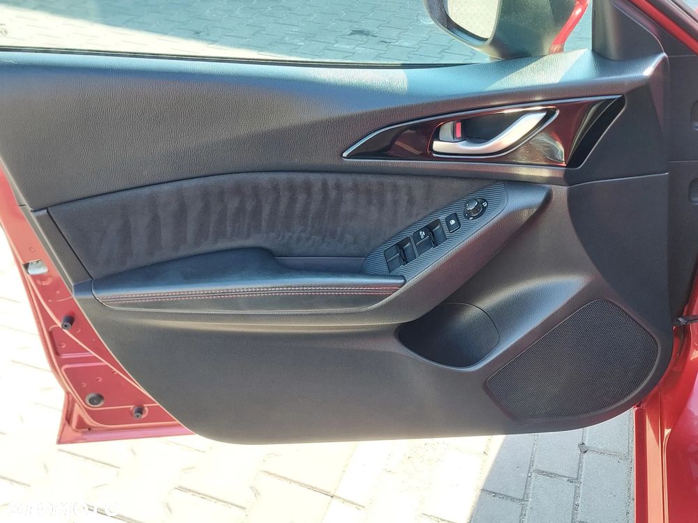 Mazda 3 - 13