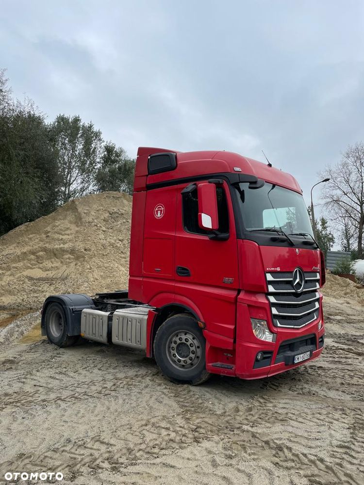 Mercedes-Benz ACTROS - 1