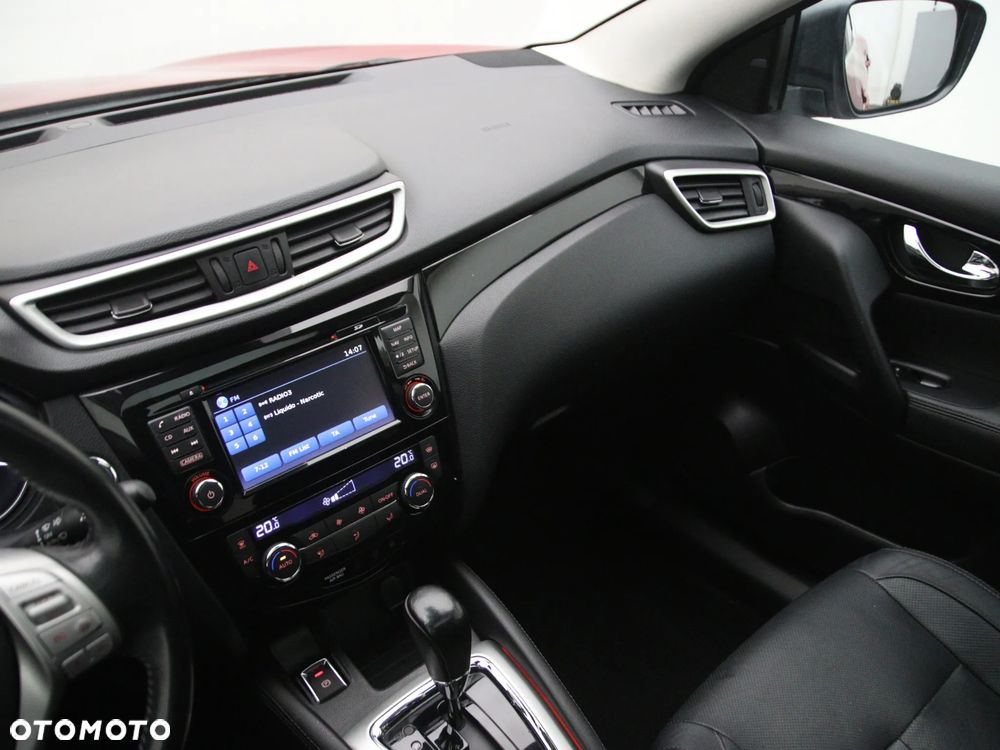 Nissan Qashqai 1.2 DIG-T Xtronic TEKNA - 21