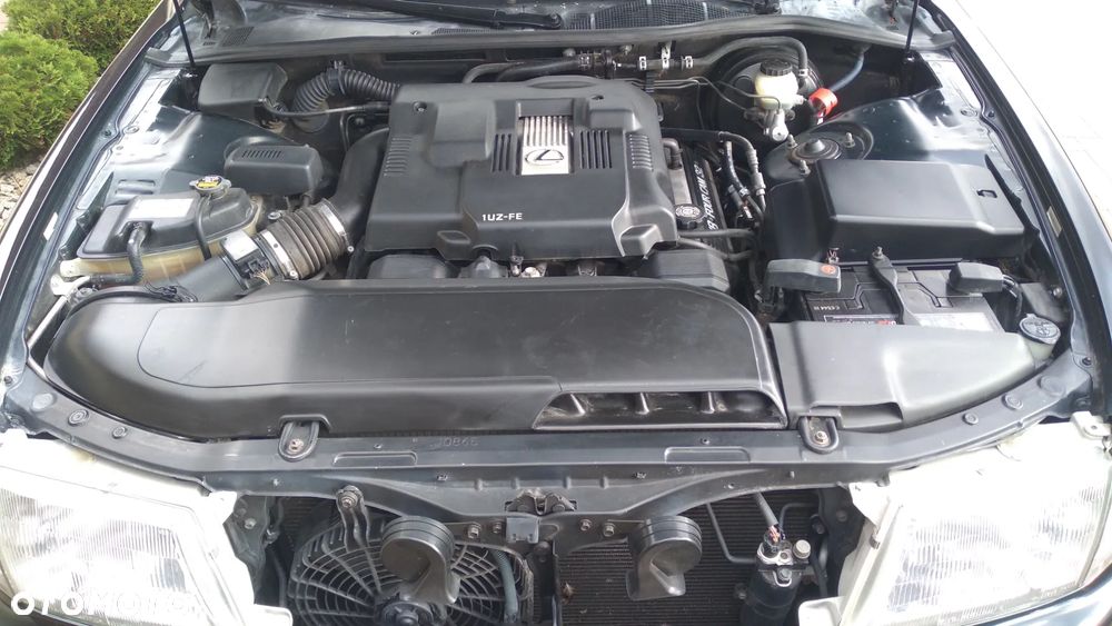 Lexus LS Standard - 11