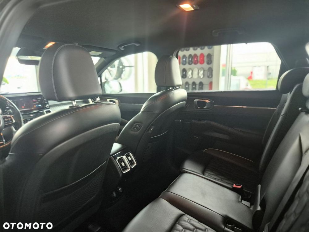 Kia Sorento 1.6 T-GDI HEV Prestige Line 7os - 26