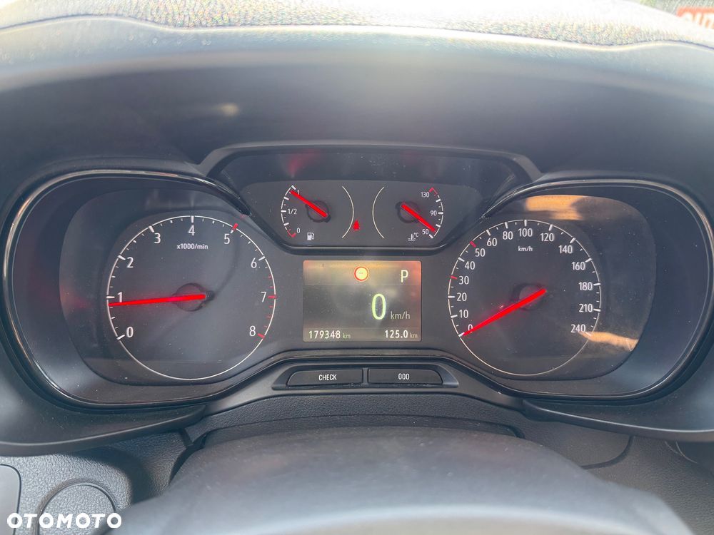 Opel COMBO - 8