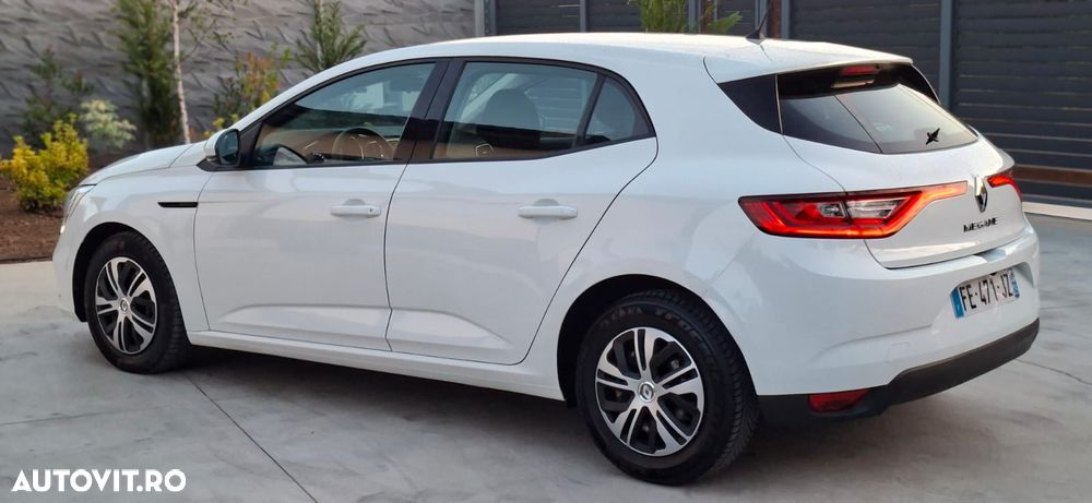 Renault Megane BLUE dCi 115 LIMITED - 8