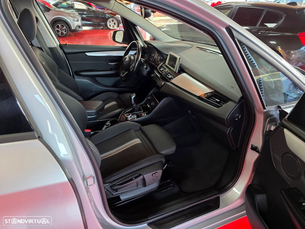 BMW 216 Gran Tourer d Sport Line - 38