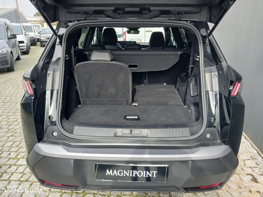 Peugeot E-5008 73 kWh Allure - 12