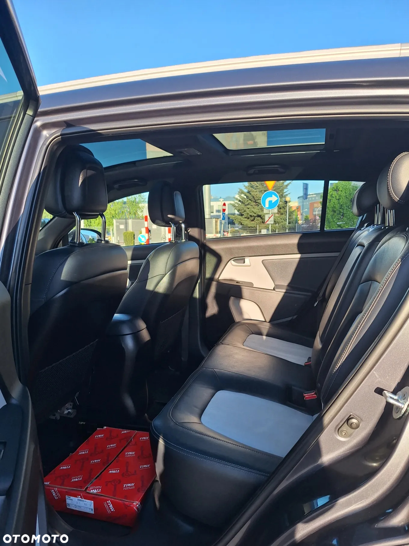 Kia Sportage 1.7 CRDI XL 2WD - 9