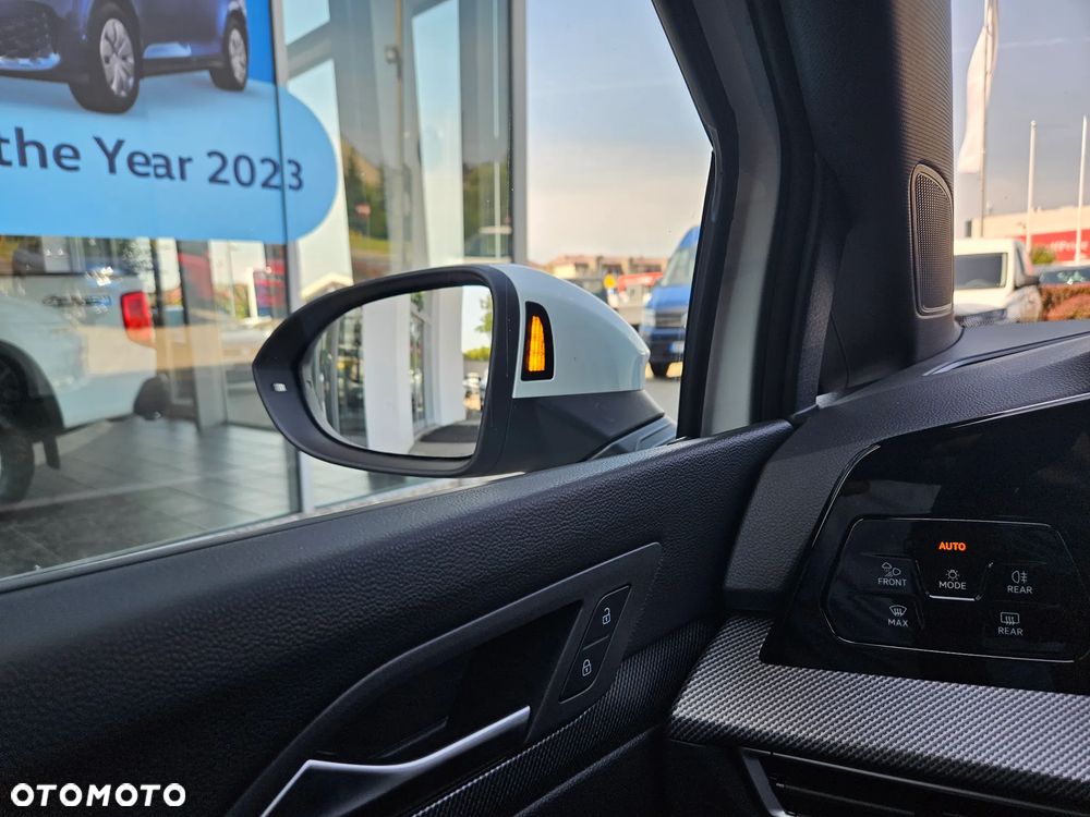 Volkswagen Golf 1.5 eTSI mHEV R-Line Plus DSG - 18