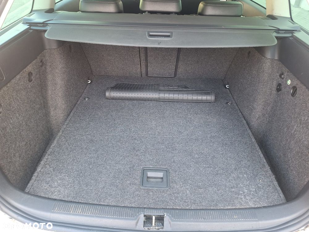 Skoda Octavia 1.8 TSI IMPULS EDITION 4x4 - 23