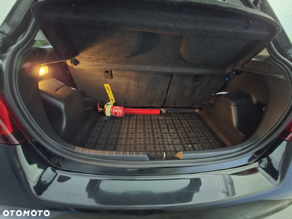 Toyota Yaris 1.33 Premium - 17