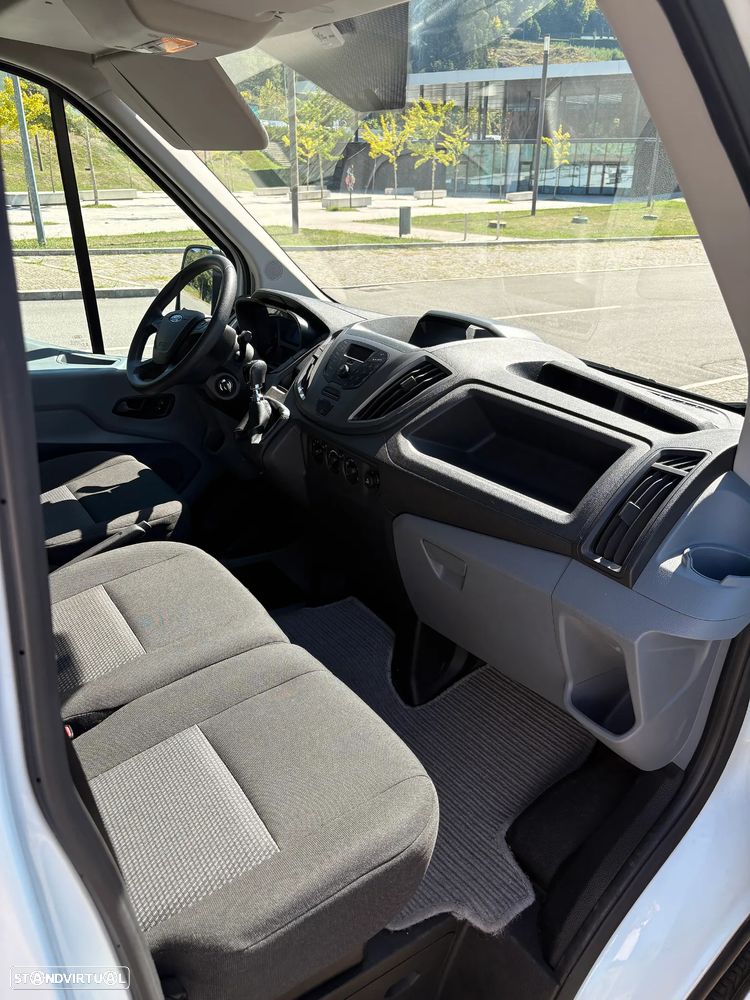 Ford Transit - 18