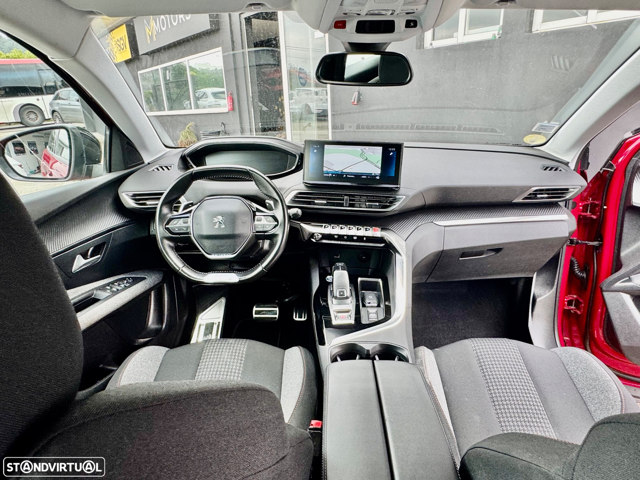 Peugeot 3008 1.5 BlueHDi GT EAT8 - 5