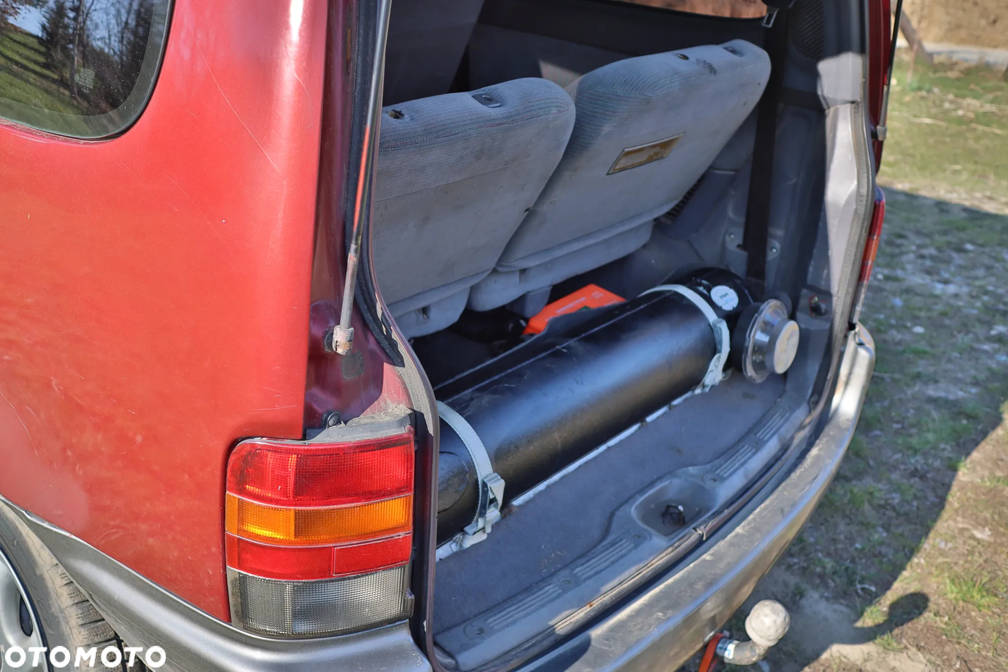 Nissan Serena 2.0 SLX - 10