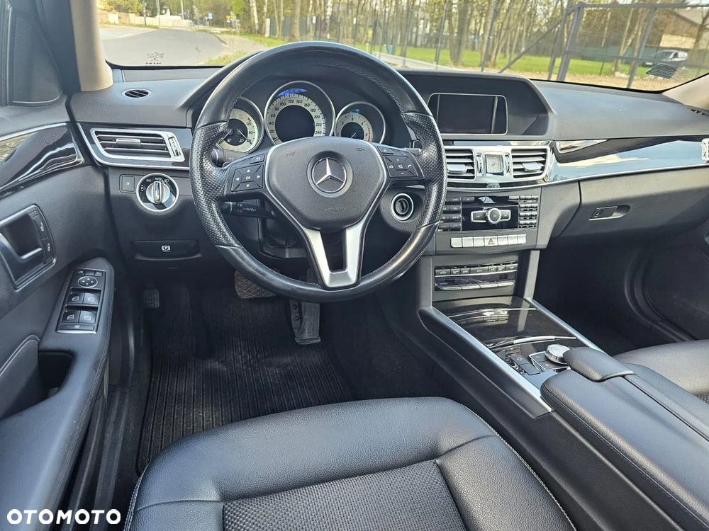 Mercedes-Benz Klasa E 220 CDI BlueEff Elegance - 14