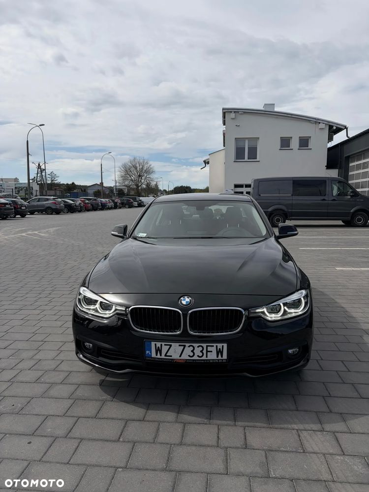 BMW Seria 3 318i GPF Luxury Line - 1
