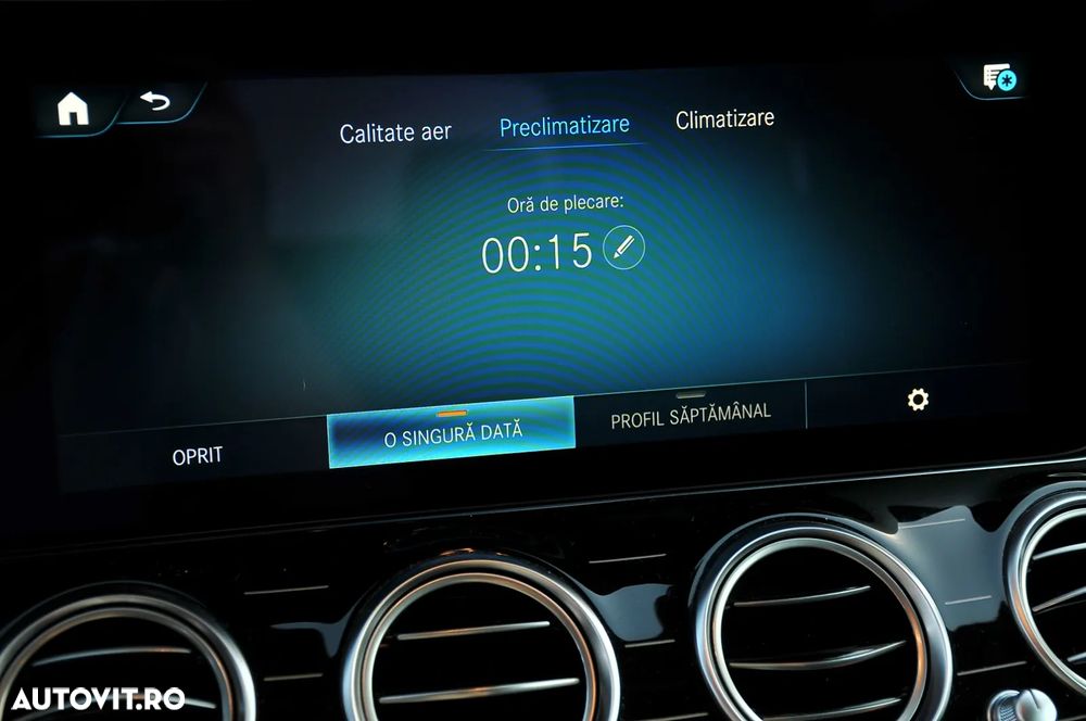Mercedes-Benz E 300 9G-TRONIC AMG Line - 28