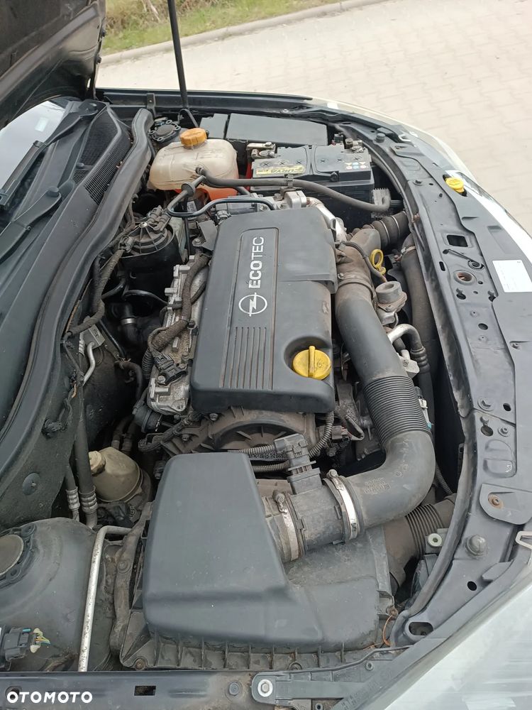 Opel Astra 1.7 CDTI DPF Edition - 33