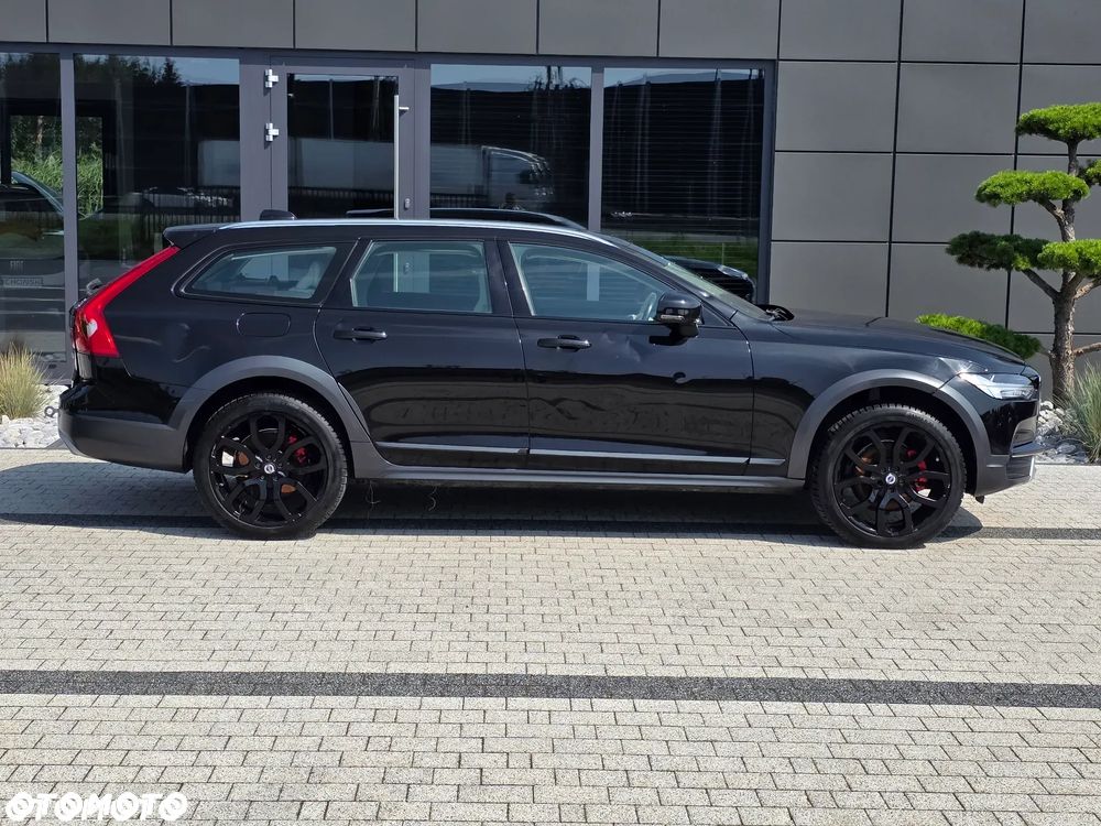 Volvo V90 Cross Country D4 SCR AWD Pro - 31