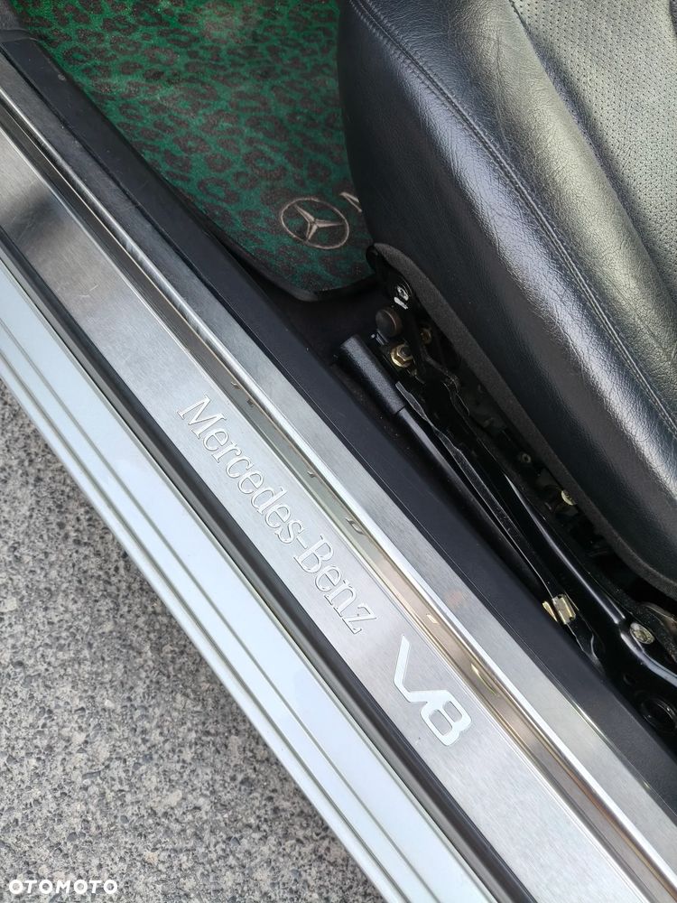 Mercedes-Benz CLK - 12