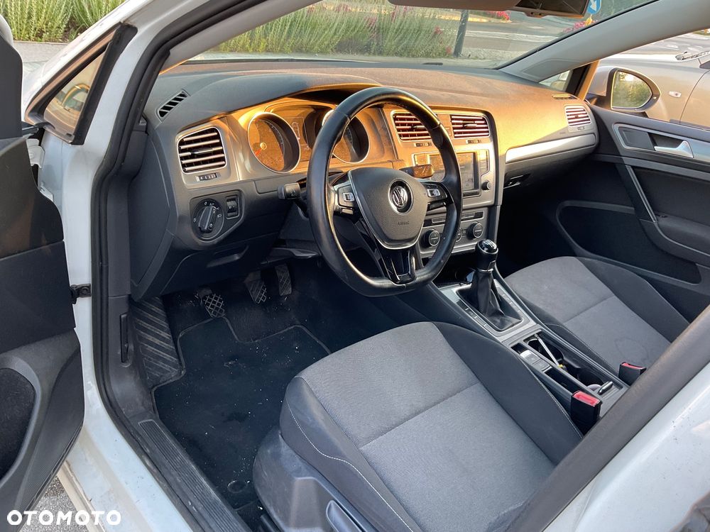 Volkswagen Golf 1.6 TDI BMT Trendline - 5