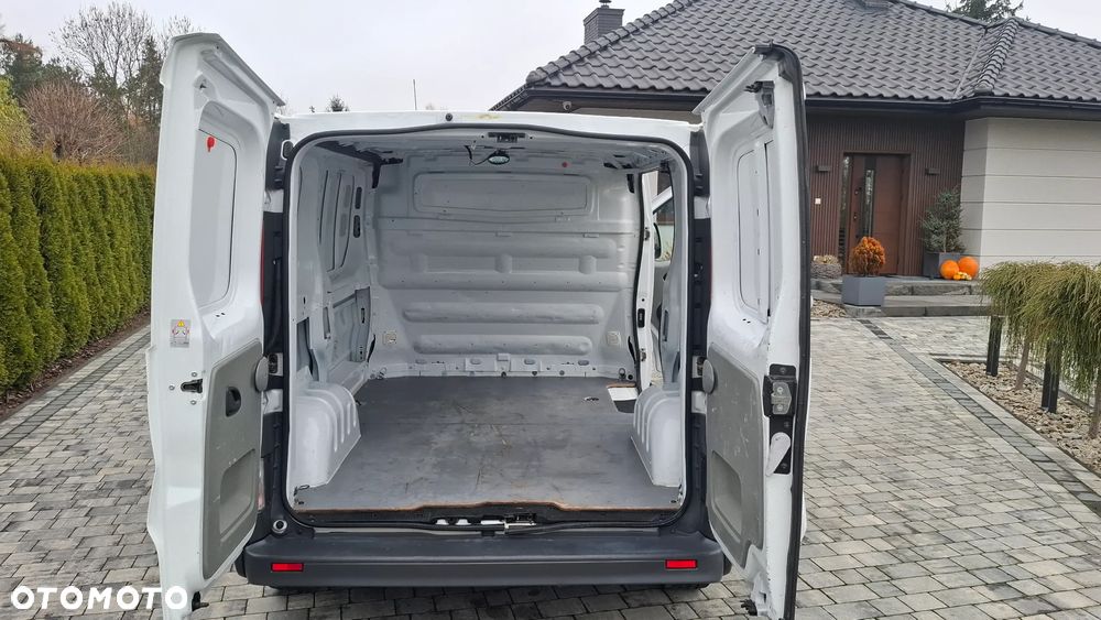 Renault Trafic - 21