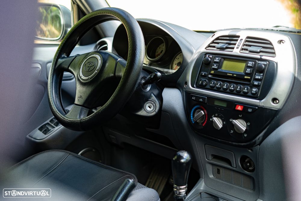 Toyota RAV4 2.0 D-4D Pack 1 - 21