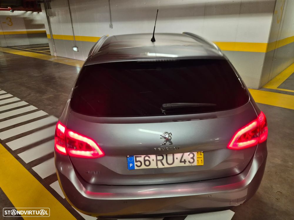 Peugeot 308 SW e-HDi 115 Stop & Start Allure - 13